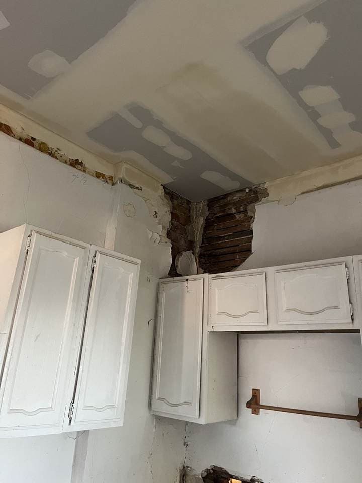 Kitchen ceiling drywall installation progress near Hoffman Estates by BAX Kitchen ceiling drywall installation and patching work in progress by BAX